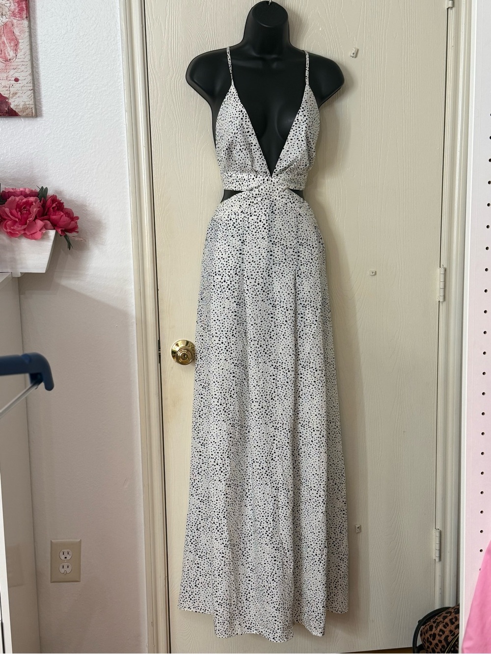 SHEIN White & Black Spotted Cutout Maxi Dress